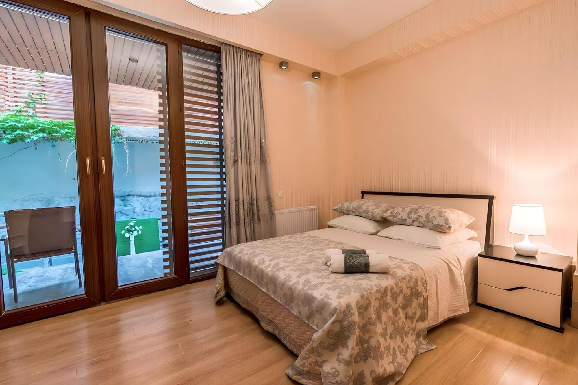 Cabernet Corner Daire Tiflis Dış mekan fotoğraf